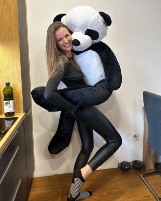 Dnes je ten správný čas vyřešit v klidu tvou Valentýnskou objednávku ❤️ Vaše radosti, Naše starosti 🎁🪄www.velkymedved.cz...