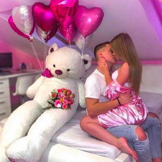 Pánové? Kdo bude mít v pátek romantiku? 😜🐻❤️‍🔥 Rádi vám s tím pomůžeme 🧸🎁 romantické dárky na Valentýna nakupuj nyní na...