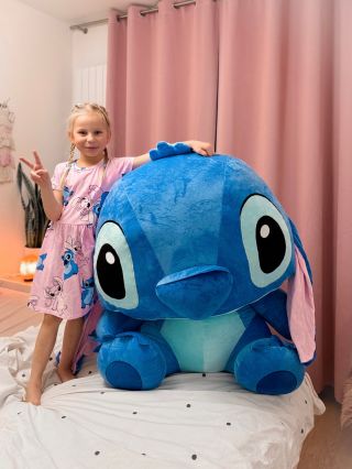 ✨ Hledáte vánoční dárek, který se opravdu nezapomíná? ✨ Tak tady je! 💙 Obří mazlivý plyšák, který dětem vykouzlí úsměv od...