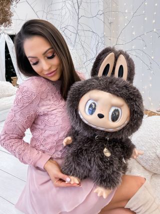 ⚠️ Varování: tahle kombinace roztomilosti a zubů může způsobit okamžité zamilování 😅🎄 #roztomilost #hravost #usmev #plysak...